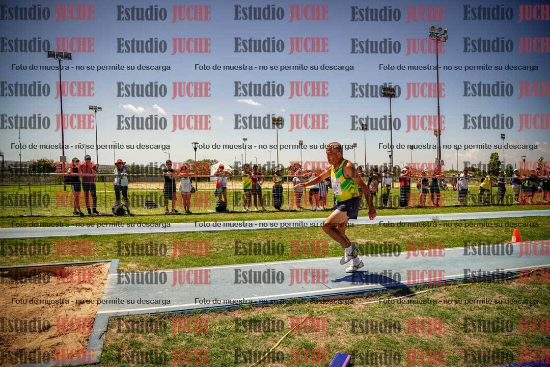 Fotos del salto triple de varones LIBRE/MASTER - FINAL