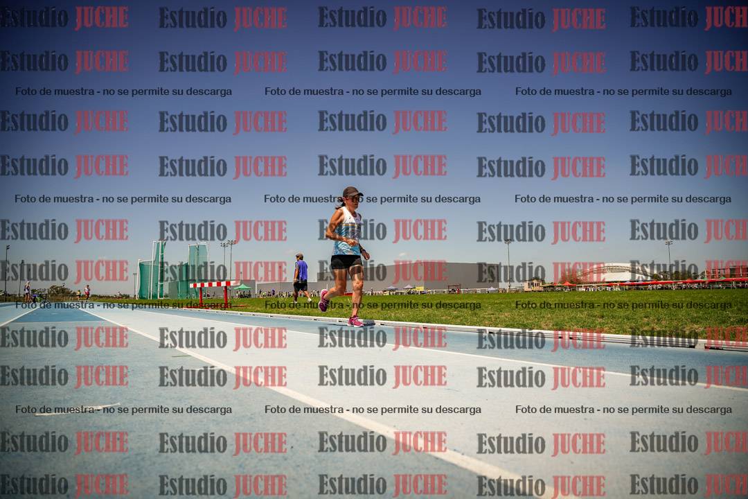 Fotos de los 10.000mts llanos de mujeres y varones LIBRE/MASTER - FINAL
