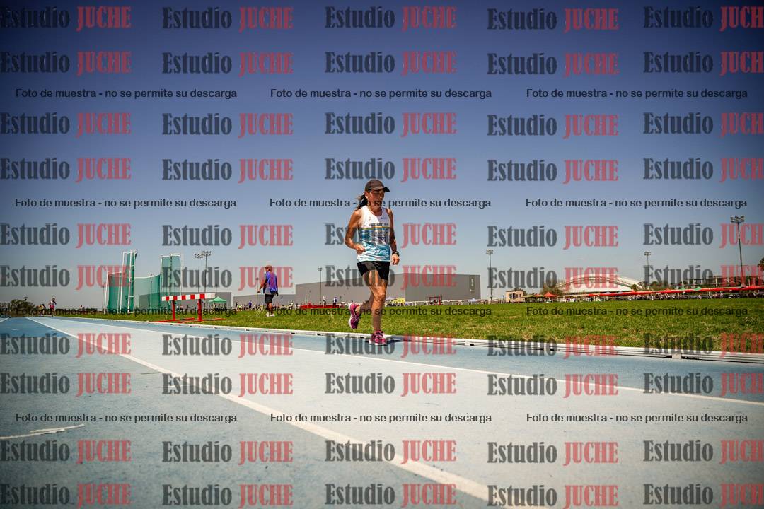 Fotos de los 10.000mts llanos de mujeres y varones LIBRE/MASTER - FINAL