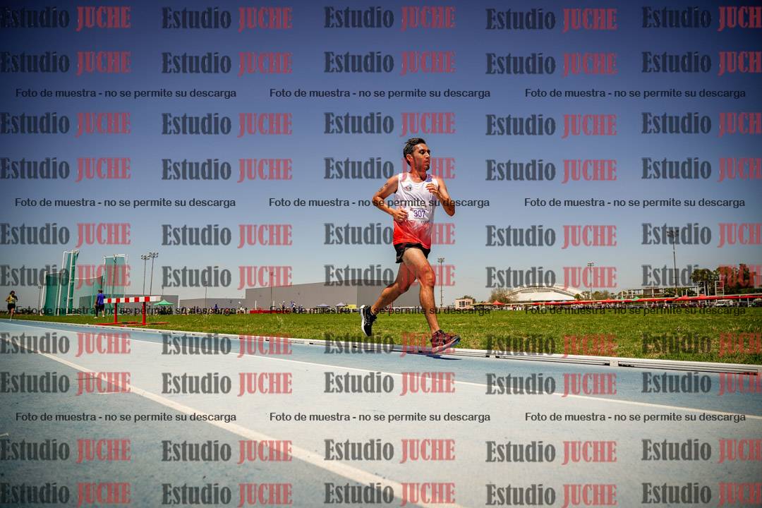 Fotos de los 10.000mts llanos de mujeres y varones LIBRE/MASTER - FINAL