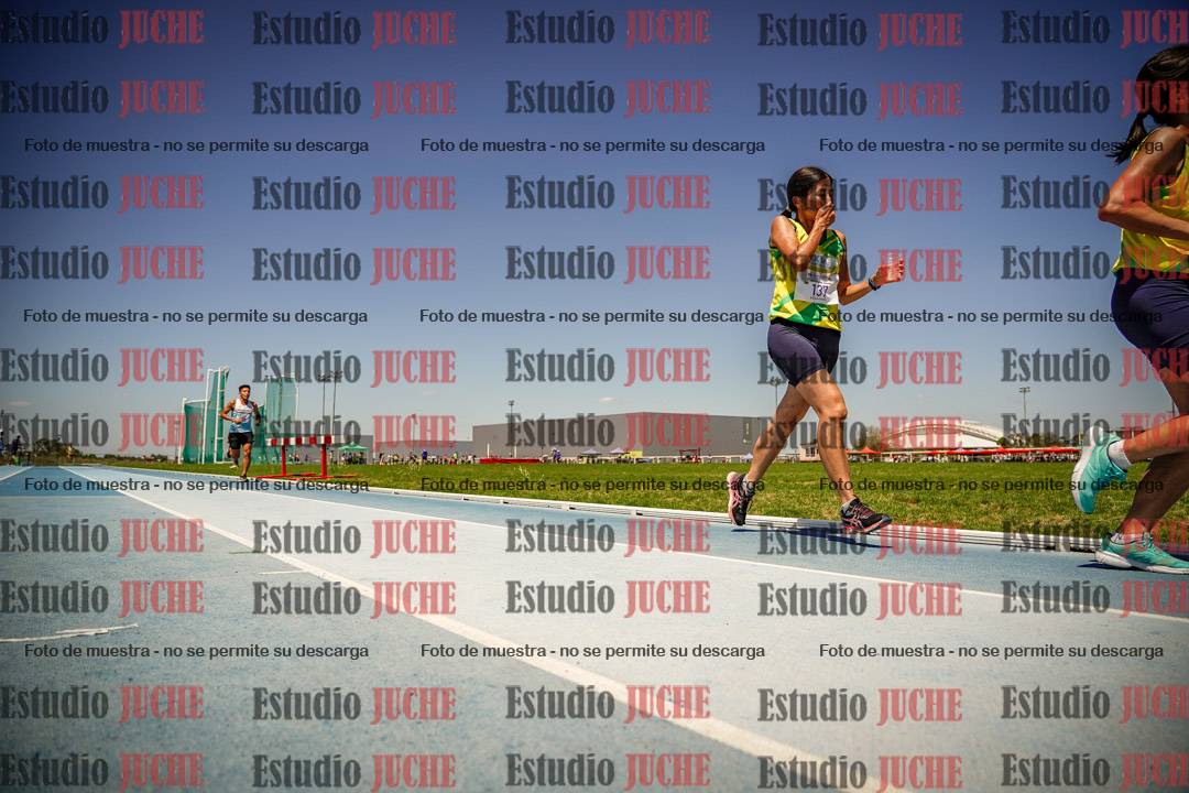 Fotos de los 10.000mts llanos de mujeres y varones LIBRE/MASTER - FINAL