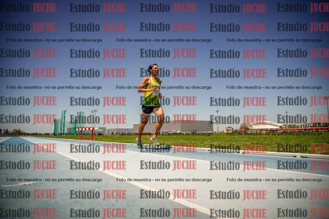 Fotos de los 10.000mts llanos de mujeres y varones LIBRE/MASTER - FINAL