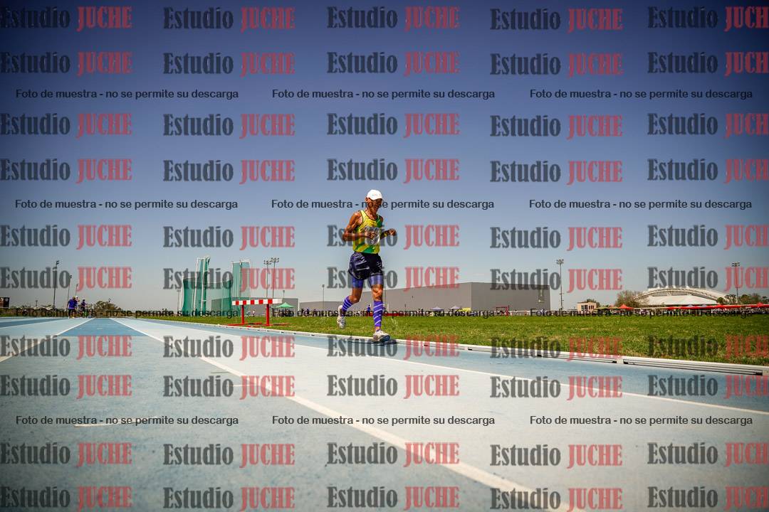 Fotos de los 10.000mts llanos de mujeres y varones LIBRE/MASTER - FINAL