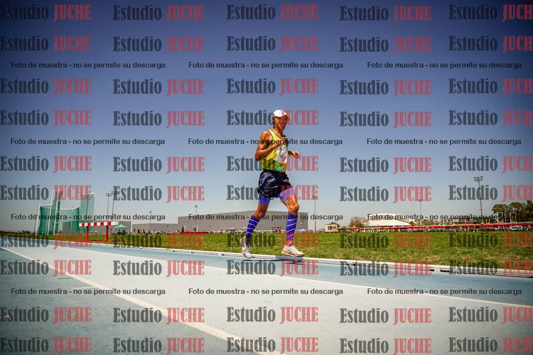 Fotos de los 10.000mts llanos de mujeres y varones LIBRE/MASTER - FINAL