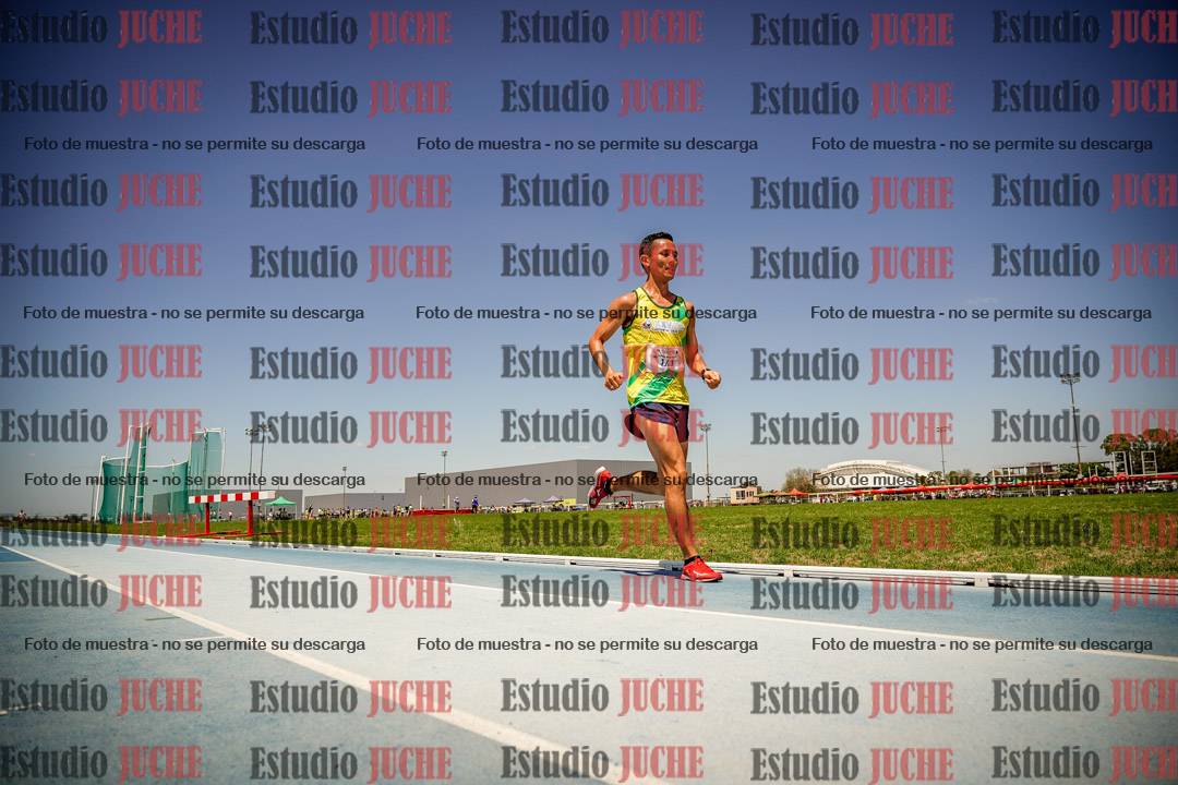 Fotos de los 10.000mts llanos de mujeres y varones LIBRE/MASTER - FINAL