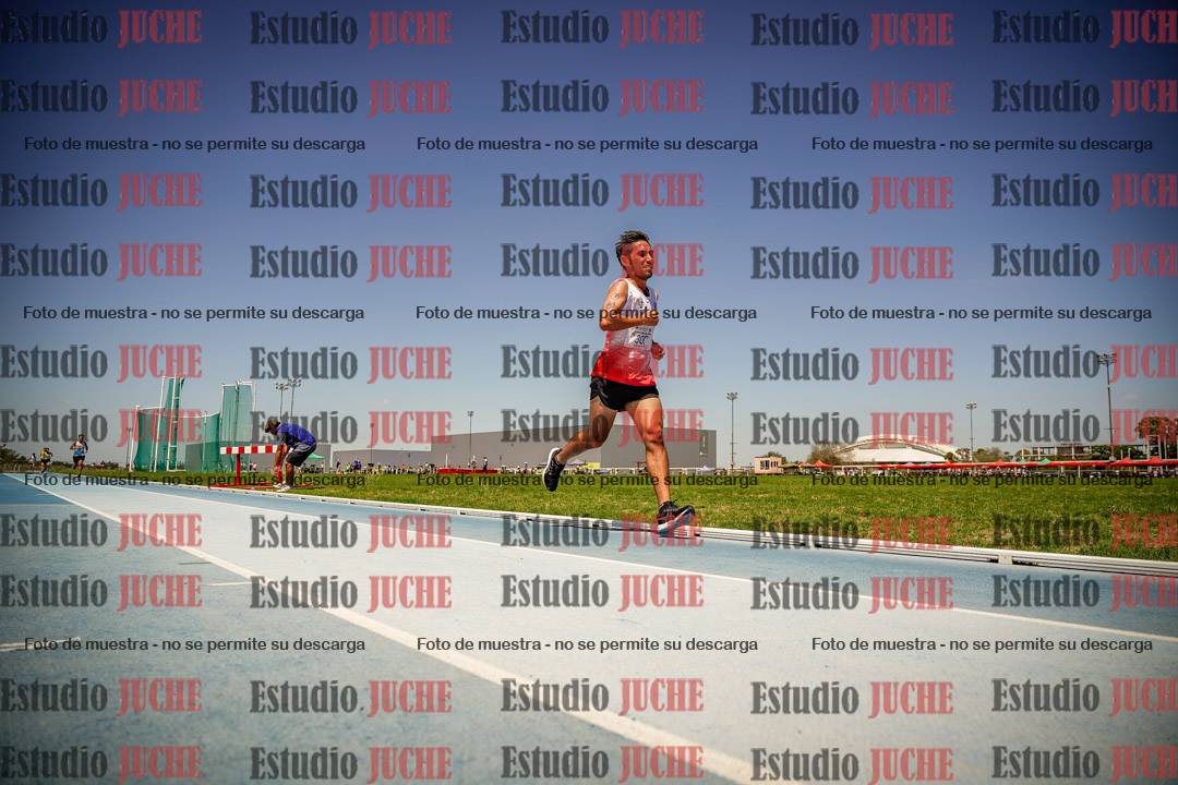 Fotos de los 10.000mts llanos de mujeres y varones LIBRE/MASTER - FINAL