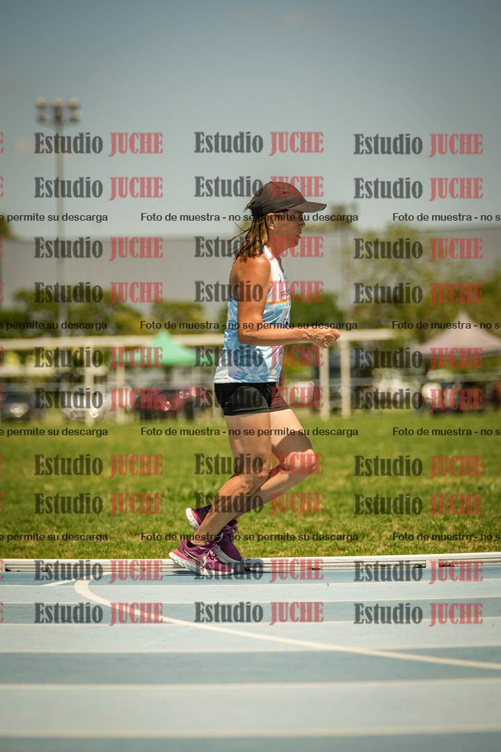 Fotos de los 10.000mts llanos de mujeres y varones LIBRE/MASTER - FINAL