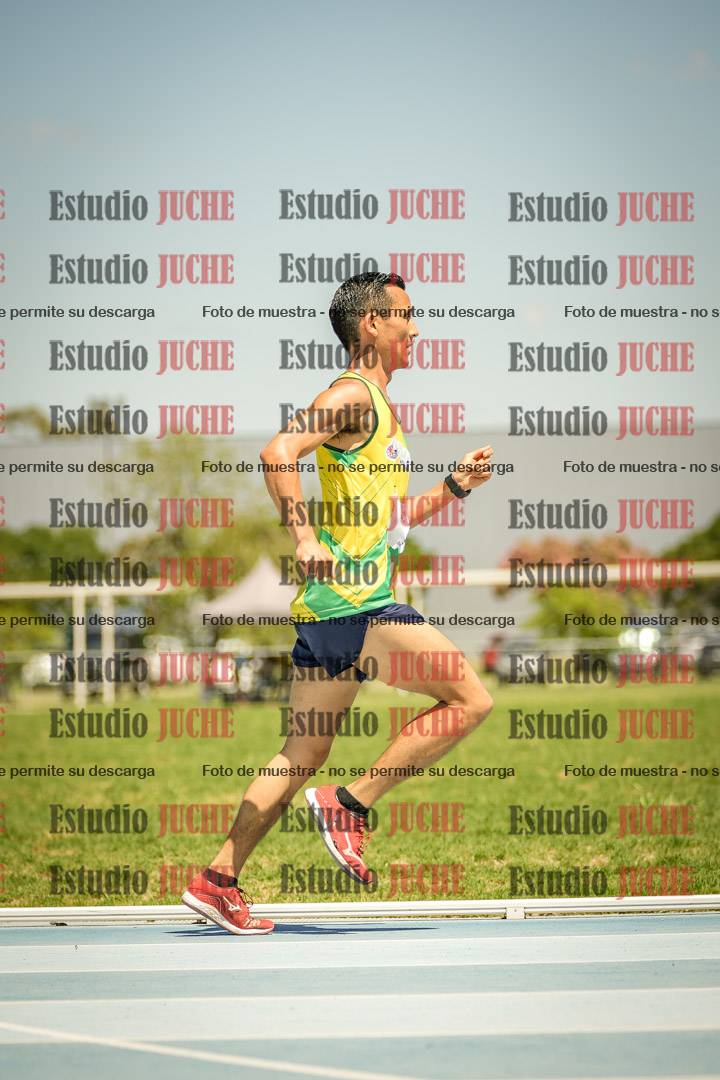 Fotos de los 10.000mts llanos de mujeres y varones LIBRE/MASTER - FINAL