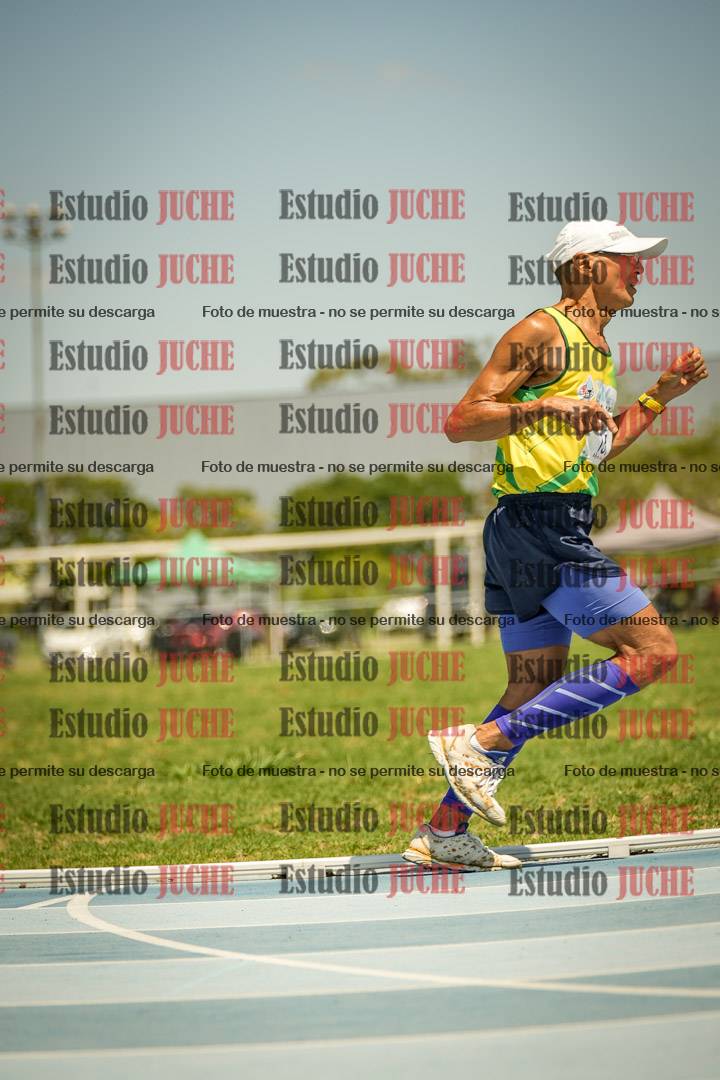 Fotos de los 10.000mts llanos de mujeres y varones LIBRE/MASTER - FINAL