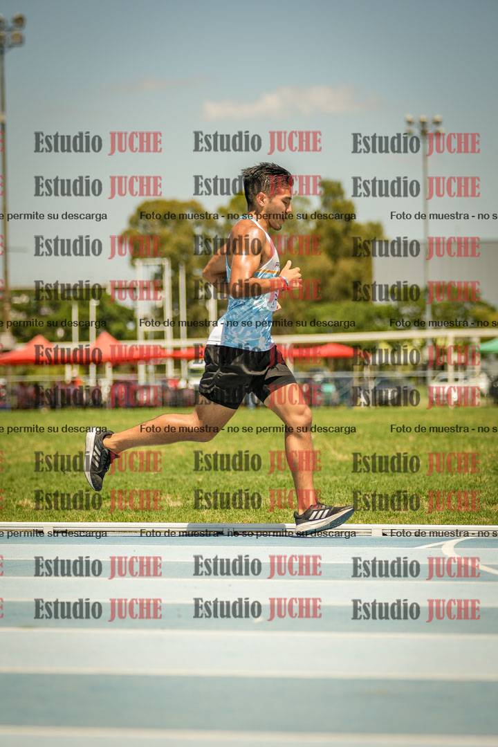 Fotos de los 10.000mts llanos de mujeres y varones LIBRE/MASTER - FINAL