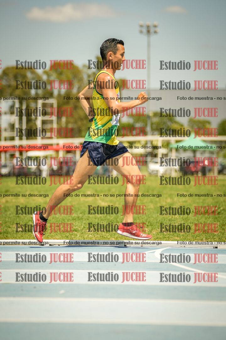 Fotos de los 10.000mts llanos de mujeres y varones LIBRE/MASTER - FINAL