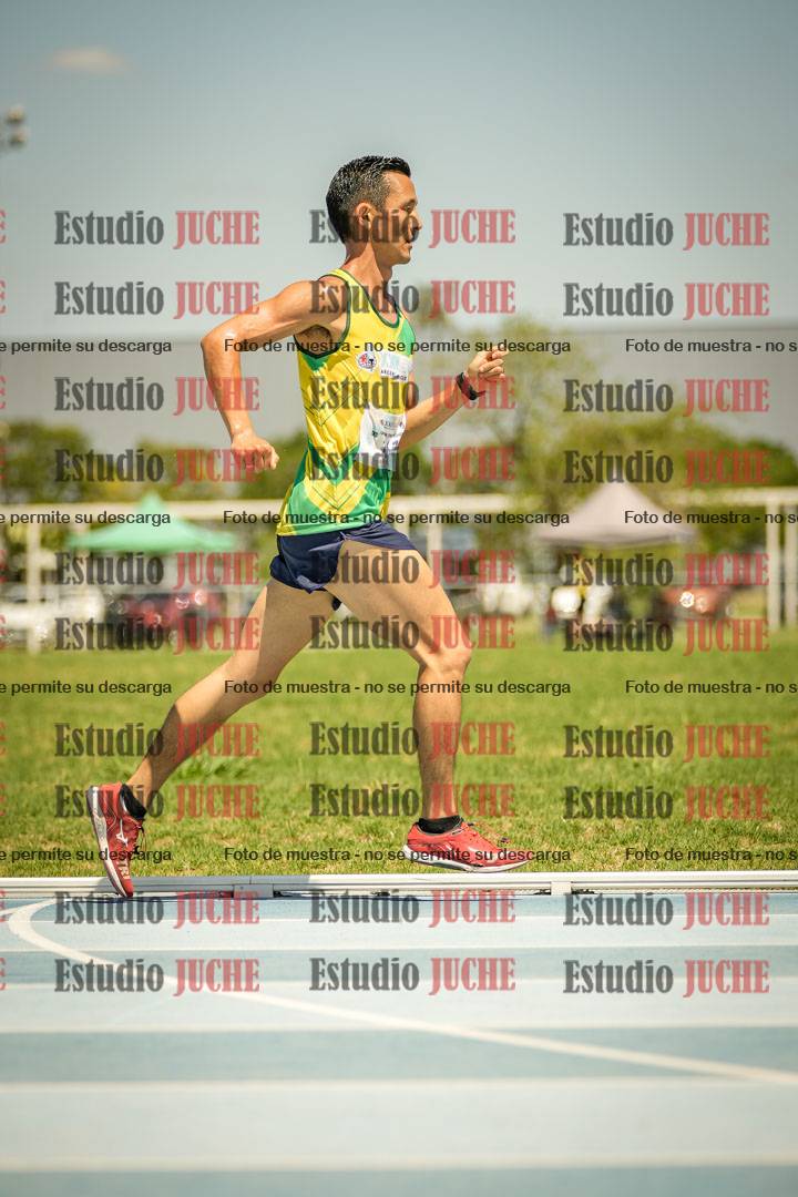 Fotos de los 10.000mts llanos de mujeres y varones LIBRE/MASTER - FINAL