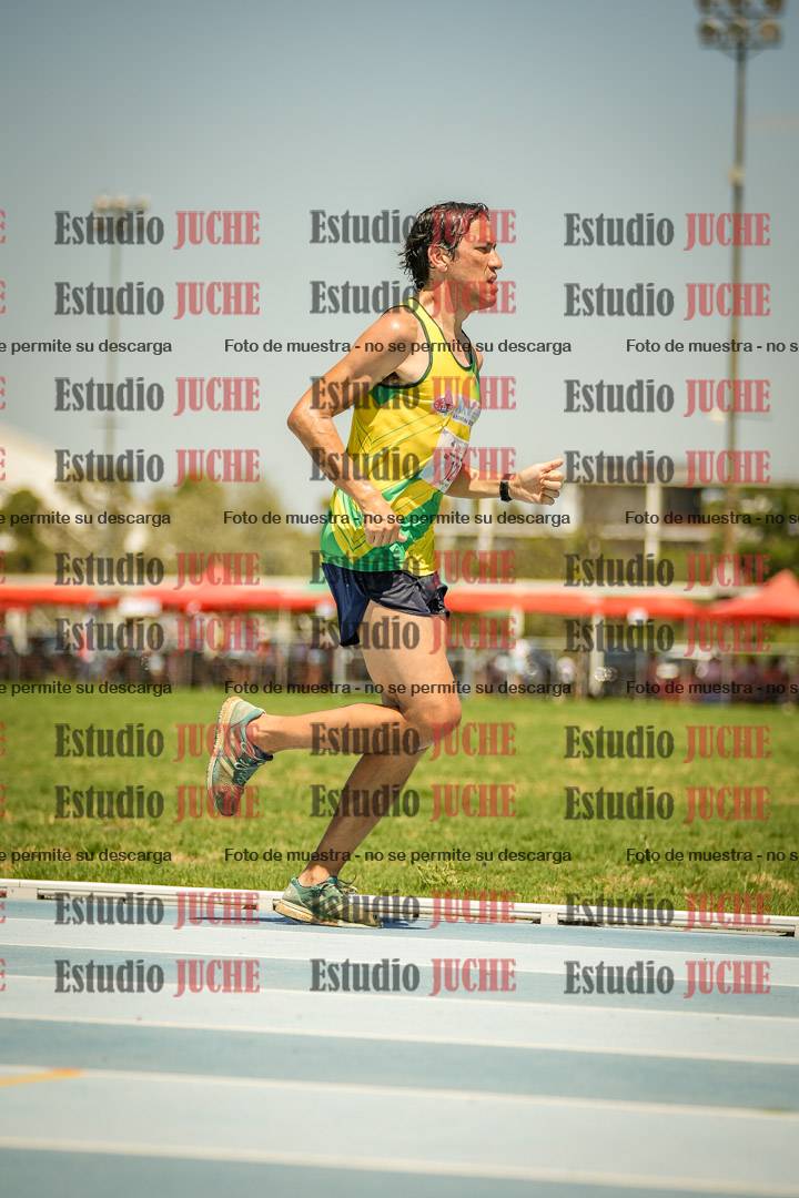 Fotos de los 10.000mts llanos de mujeres y varones LIBRE/MASTER - FINAL
