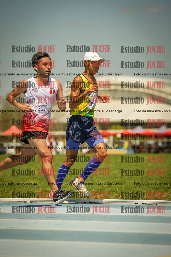 Fotos de los 10.000mts llanos de mujeres y varones LIBRE/MASTER - FINAL