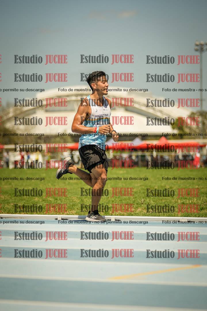 Fotos de los 10.000mts llanos de mujeres y varones LIBRE/MASTER - FINAL
