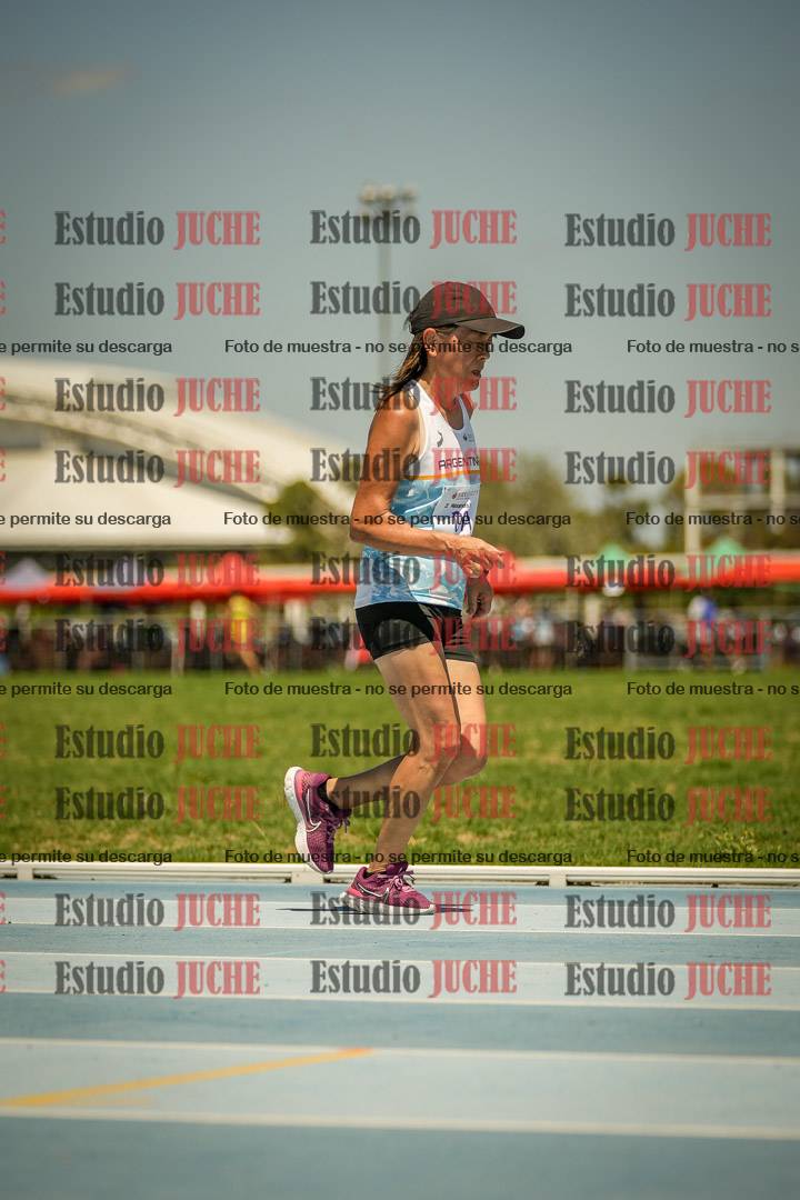 Fotos de los 10.000mts llanos de mujeres y varones LIBRE/MASTER - FINAL
