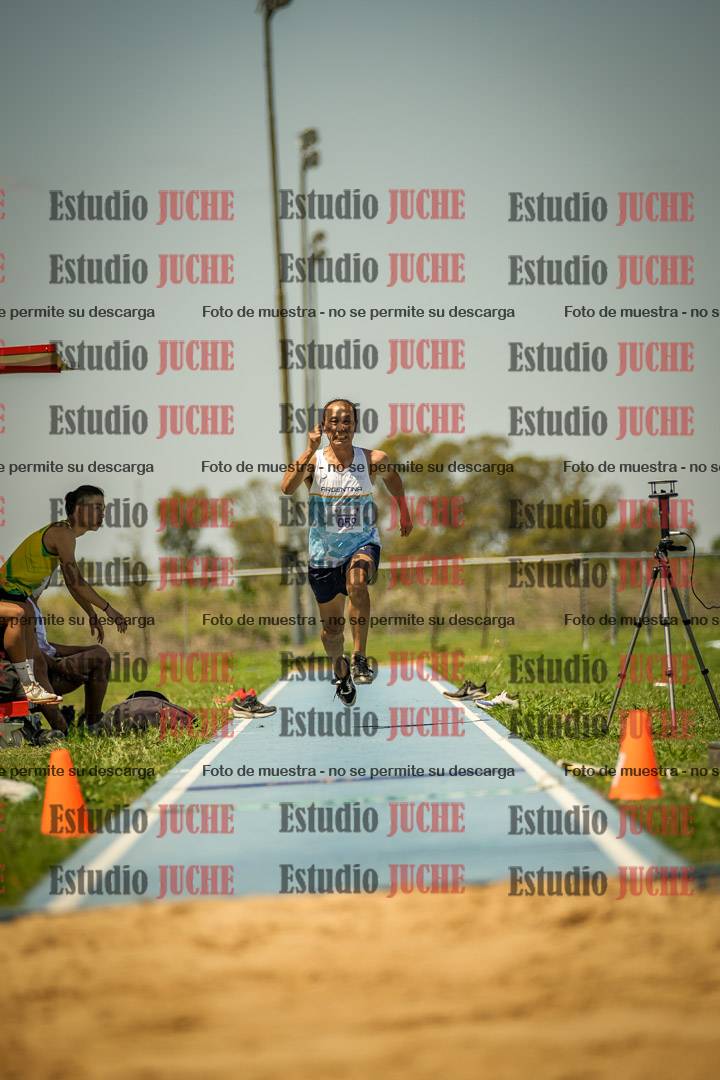 Fotos del salto triple de varones LIBRE/MASTER - FINAL