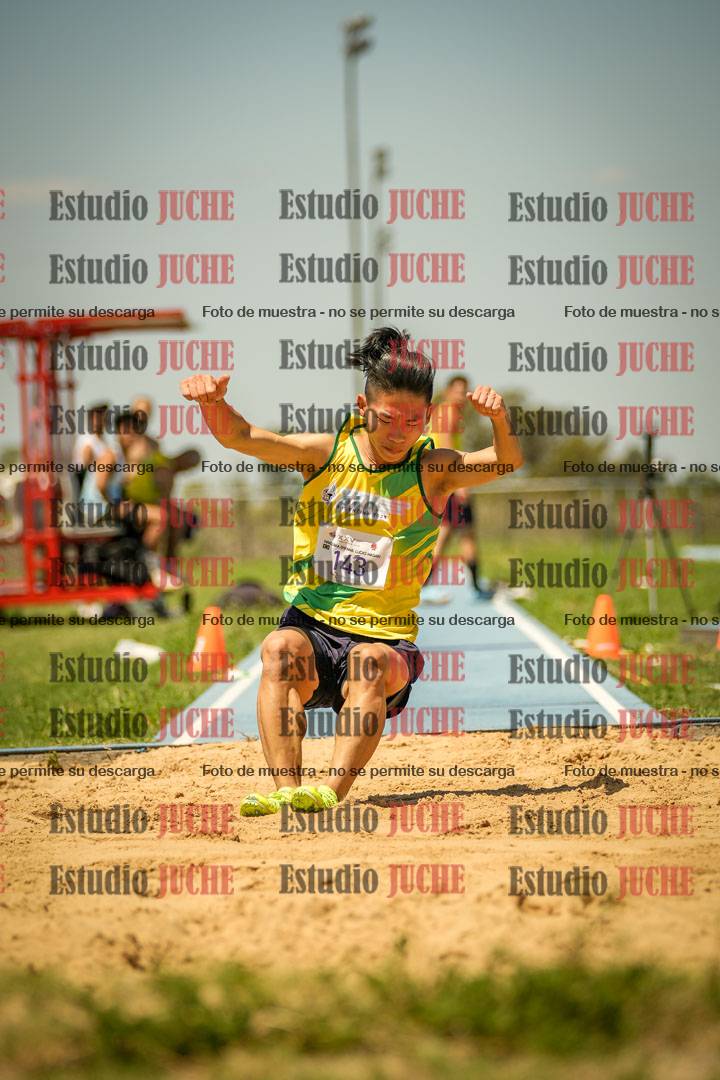 Fotos del salto triple de varones LIBRE/MASTER - FINAL