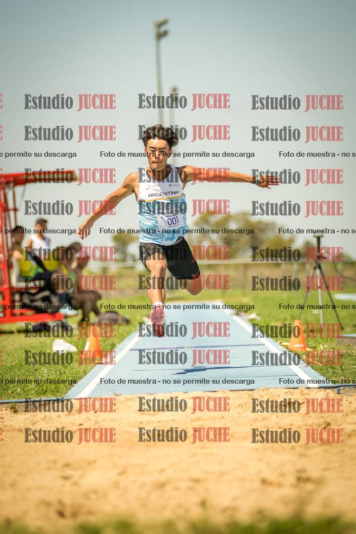 Fotos del salto triple de varones LIBRE/MASTER - FINAL