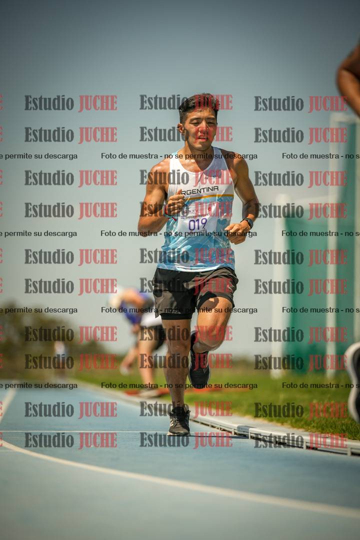 Fotos de los 10.000mts llanos de mujeres y varones LIBRE/MASTER - FINAL
