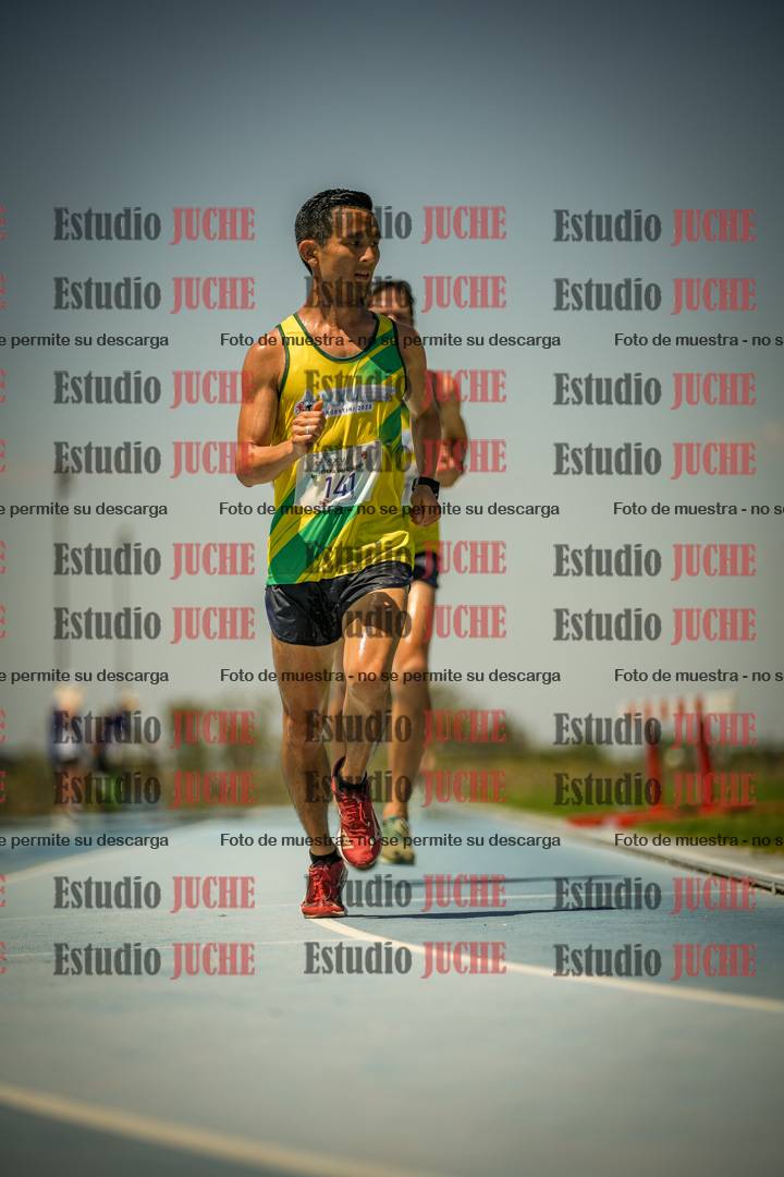 Fotos de los 10.000mts llanos de mujeres y varones LIBRE/MASTER - FINAL