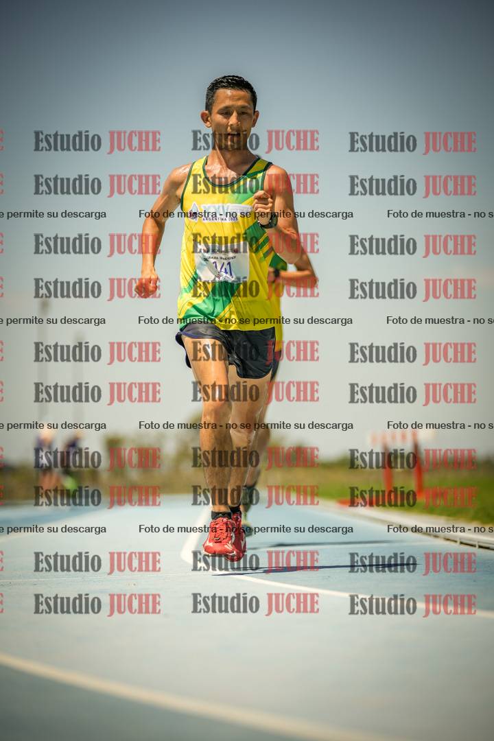 Fotos de los 10.000mts llanos de mujeres y varones LIBRE/MASTER - FINAL