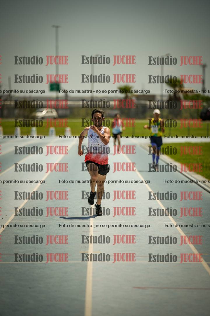 Fotos de los 10.000mts llanos de mujeres y varones LIBRE/MASTER - FINAL