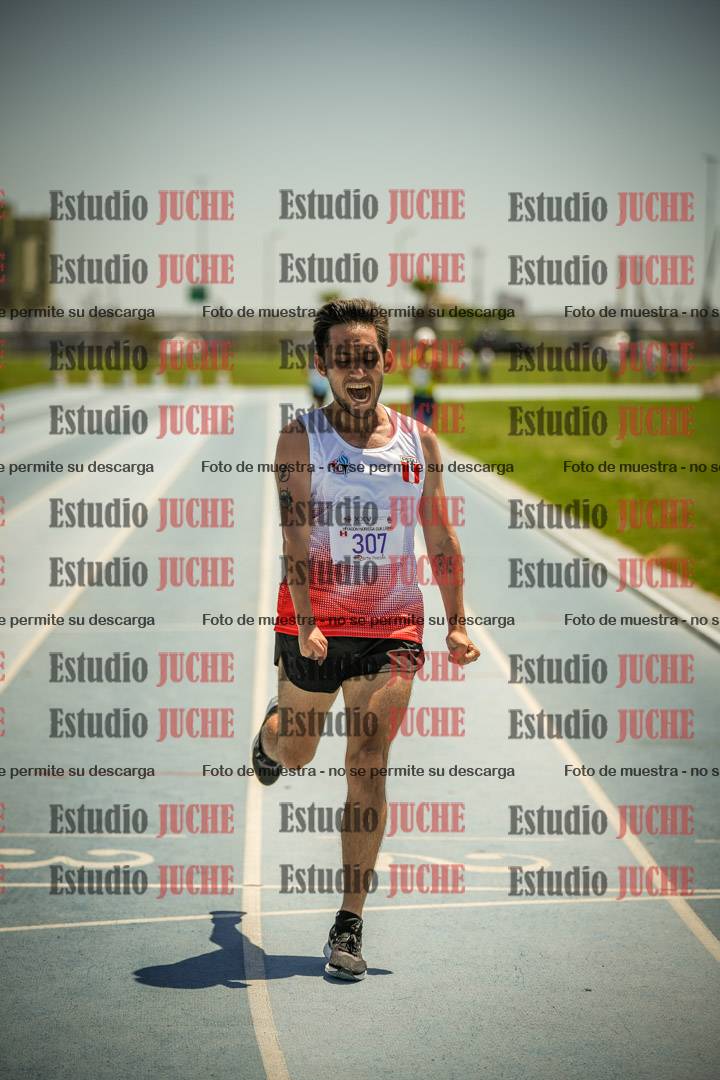 Fotos de los 10.000mts llanos de mujeres y varones LIBRE/MASTER - FINAL
