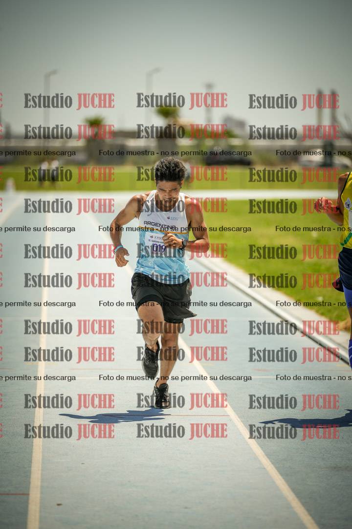 Fotos de los 10.000mts llanos de mujeres y varones LIBRE/MASTER - FINAL