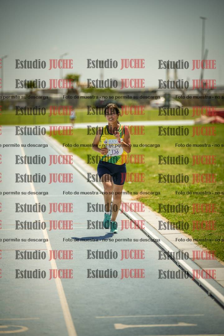 Fotos de los 10.000mts llanos de mujeres y varones LIBRE/MASTER - FINAL