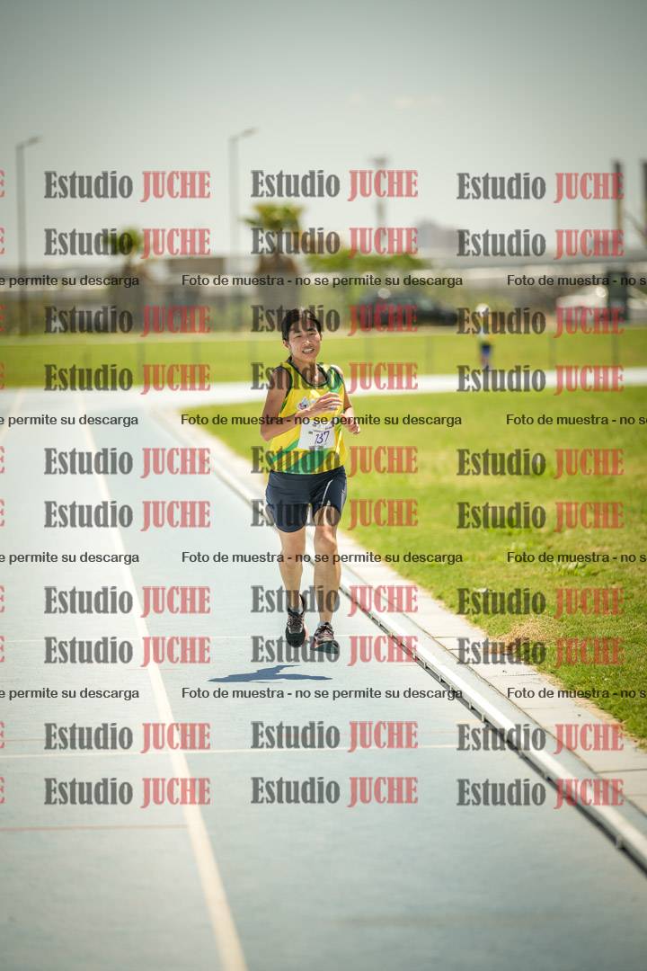 Fotos de los 10.000mts llanos de mujeres y varones LIBRE/MASTER - FINAL
