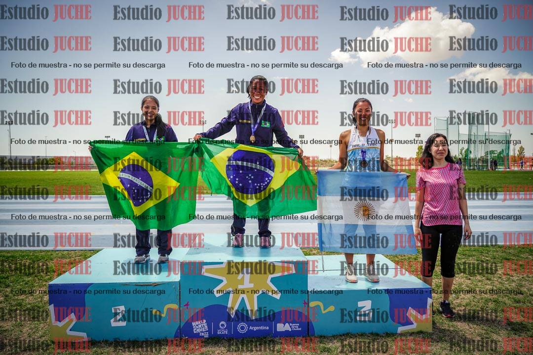 Fotos de algunos podios y extras del torneo