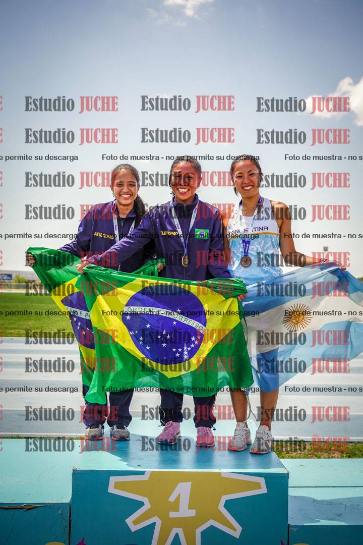Fotos de algunos podios y extras del torneo