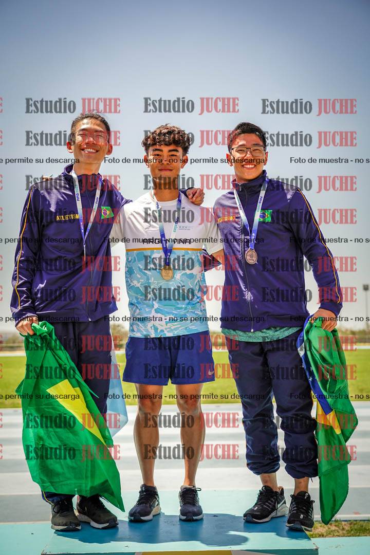 Fotos de algunos podios y extras del torneo