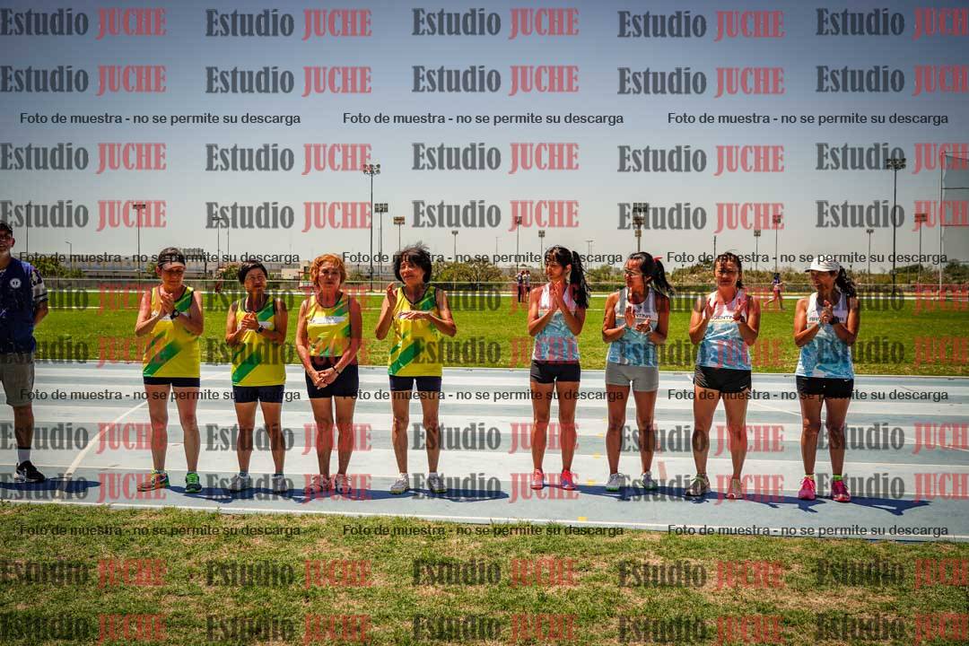 Fotos de algunos podios y extras del torneo