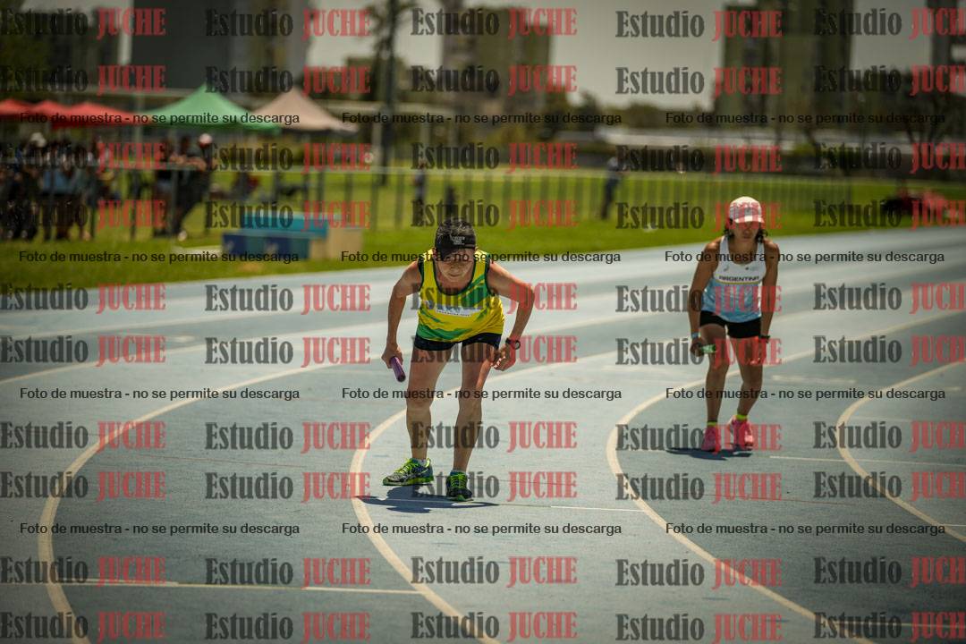 Fotos de las Postas 4x400mts de mujeres MASTER - FINAL