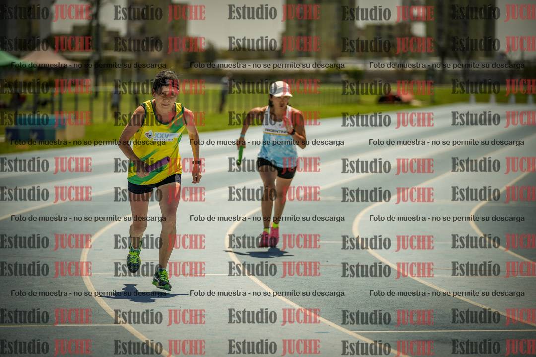 Fotos de las Postas 4x400mts de mujeres MASTER - FINAL