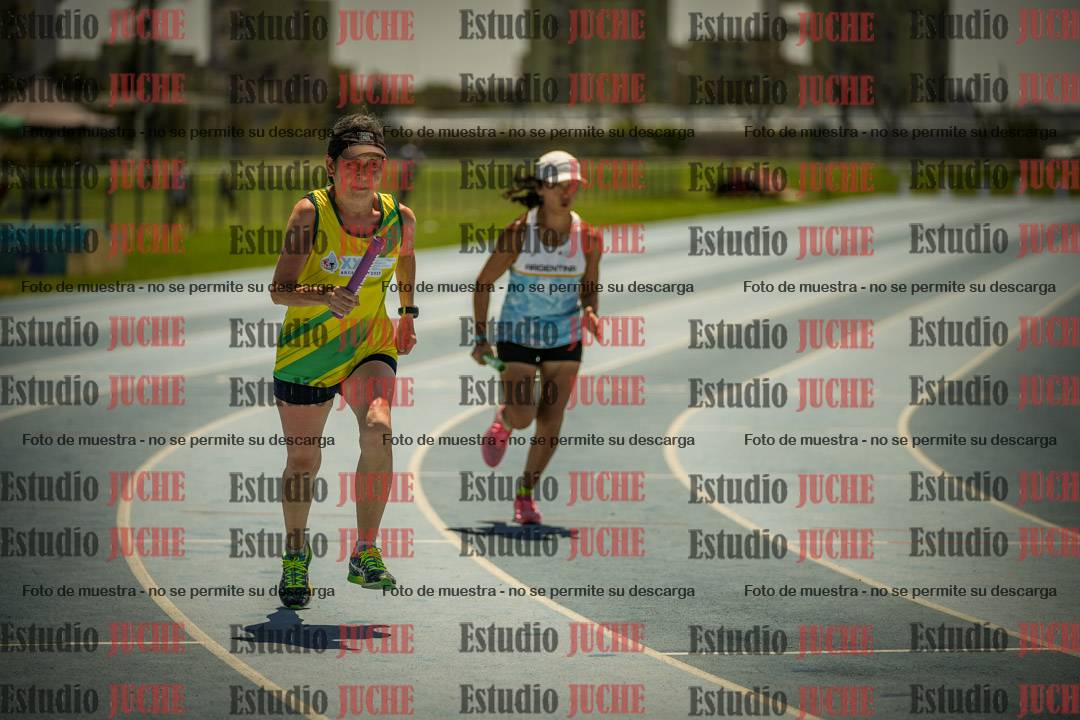 Fotos de las Postas 4x400mts de mujeres MASTER - FINAL
