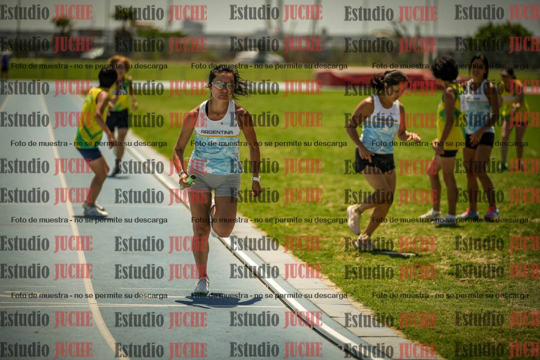 Fotos de las Postas 4x400mts de mujeres MASTER - FINAL