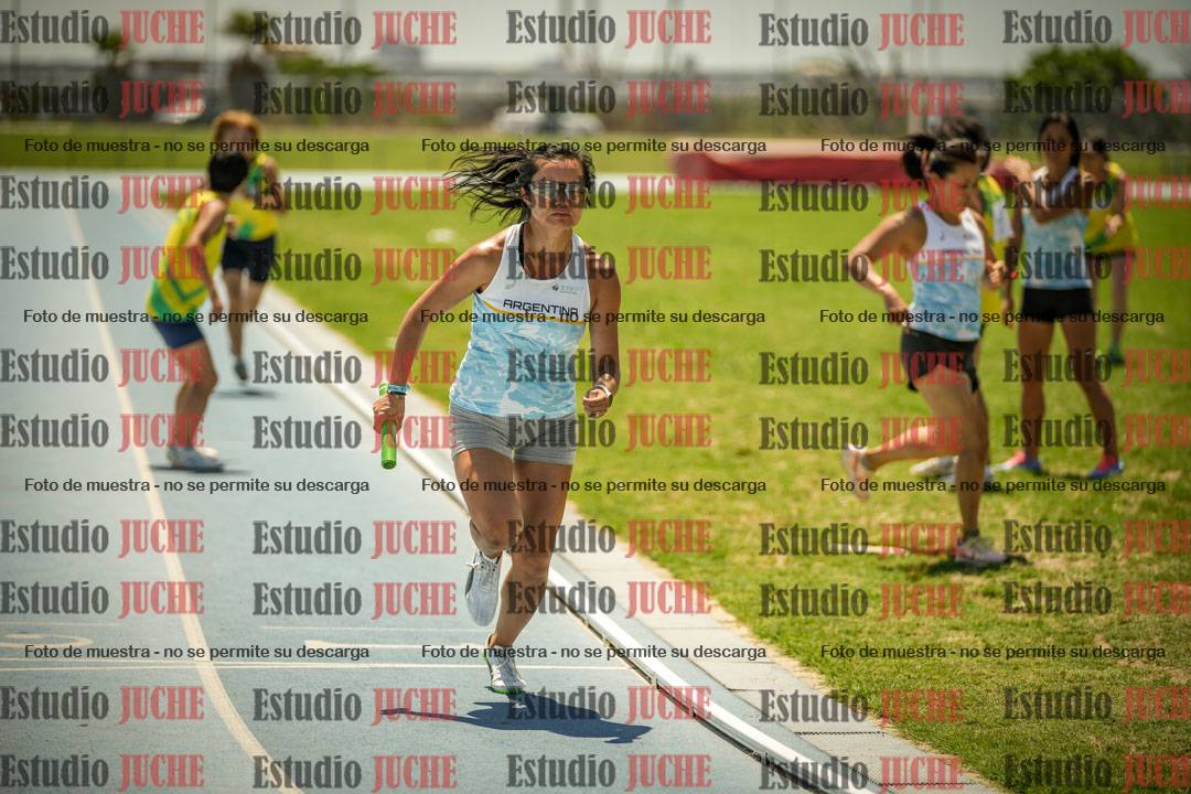 Fotos de las Postas 4x400mts de mujeres MASTER - FINAL