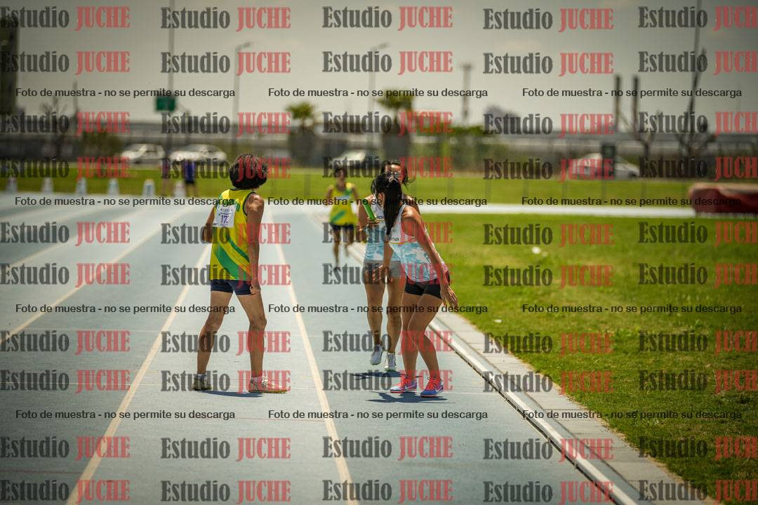 Fotos de las Postas 4x400mts de mujeres MASTER - FINAL