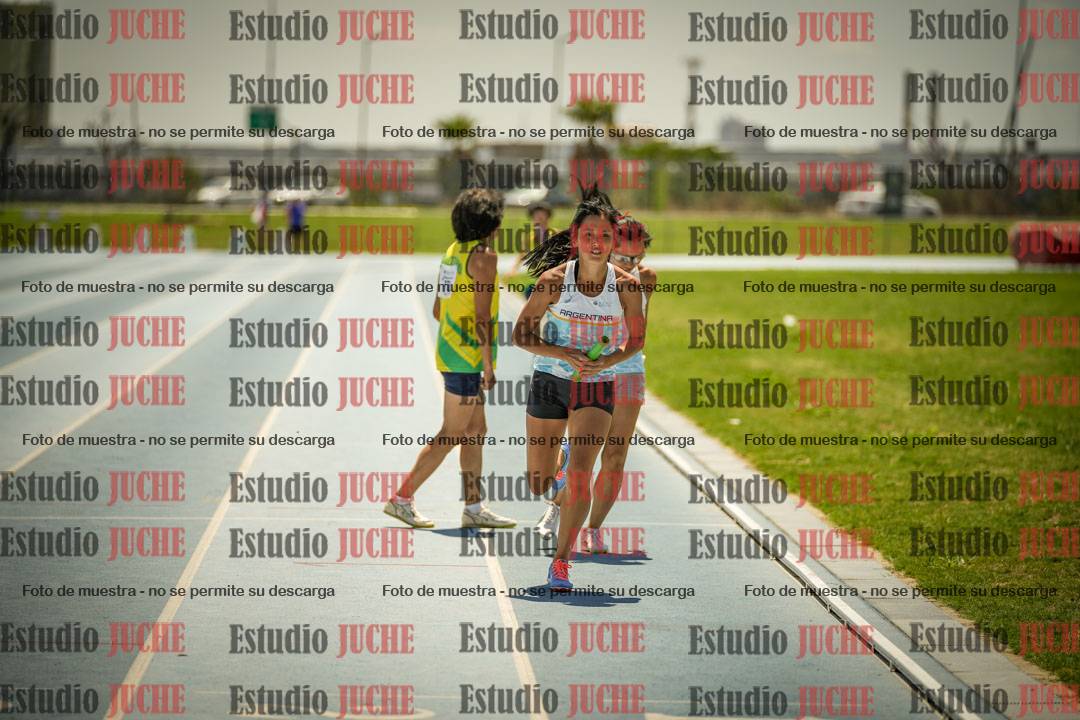 Fotos de las Postas 4x400mts de mujeres MASTER - FINAL