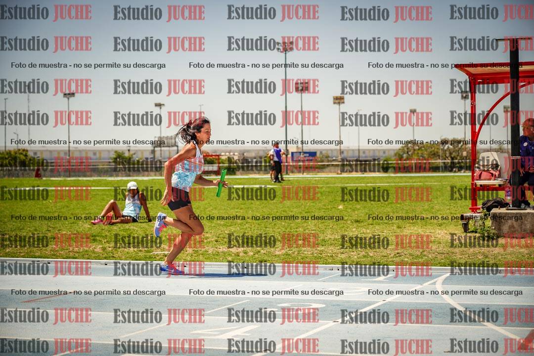 Fotos de las Postas 4x400mts de mujeres MASTER - FINAL