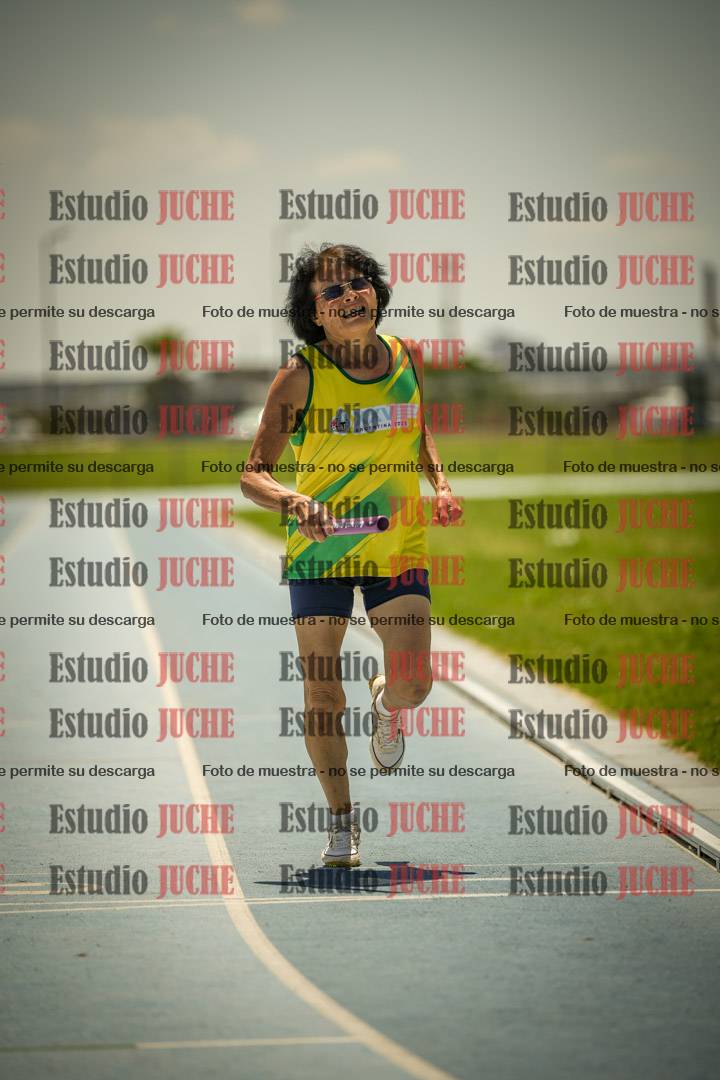 Fotos de las Postas 4x400mts de mujeres MASTER - FINAL