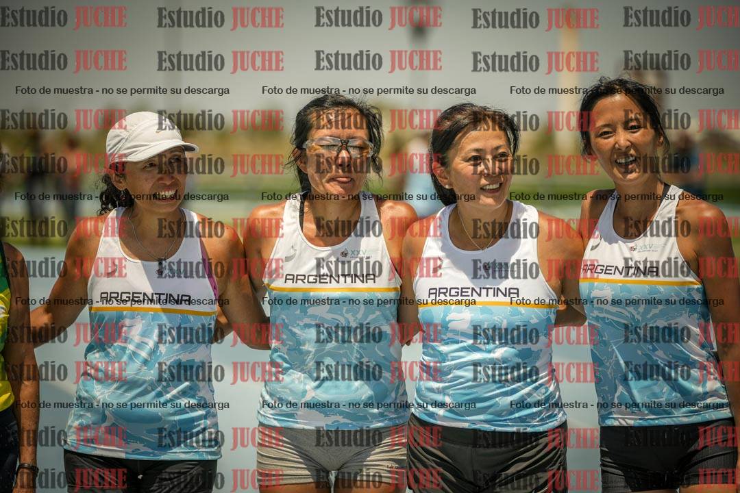 Fotos de las Postas 4x400mts de mujeres MASTER - FINAL