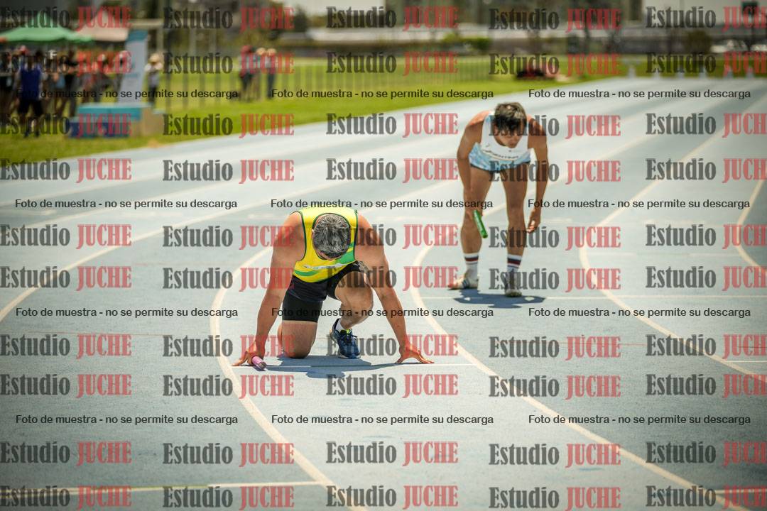 Fotos de las Postas 4x400mts de varones MASTER - FINAL