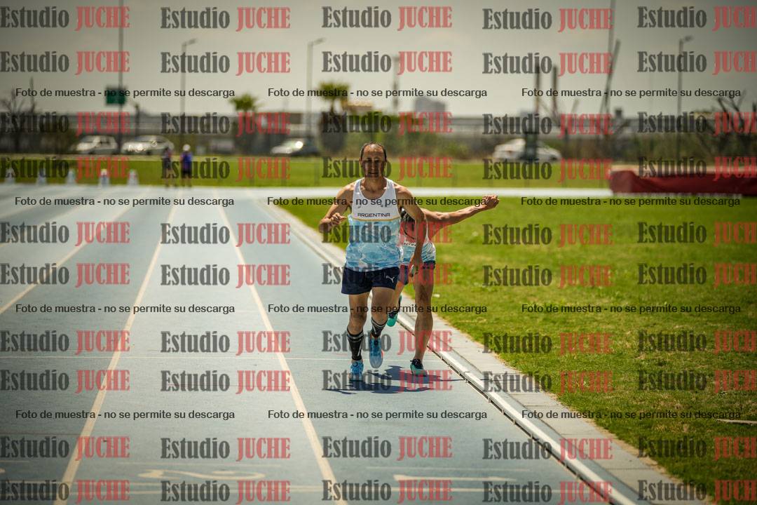 Fotos de las Postas 4x400mts de varones MASTER - FINAL
