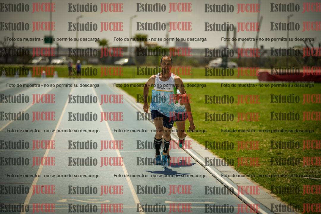 Fotos de las Postas 4x400mts de varones MASTER - FINAL