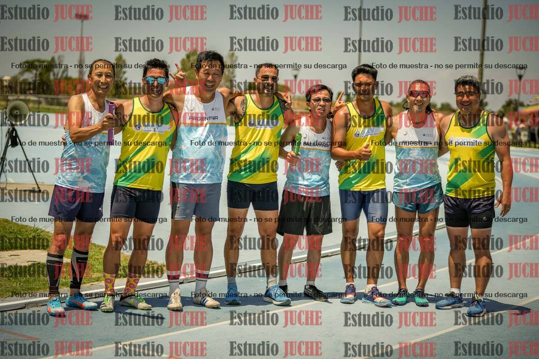 Fotos de las Postas 4x400mts de varones MASTER - FINAL