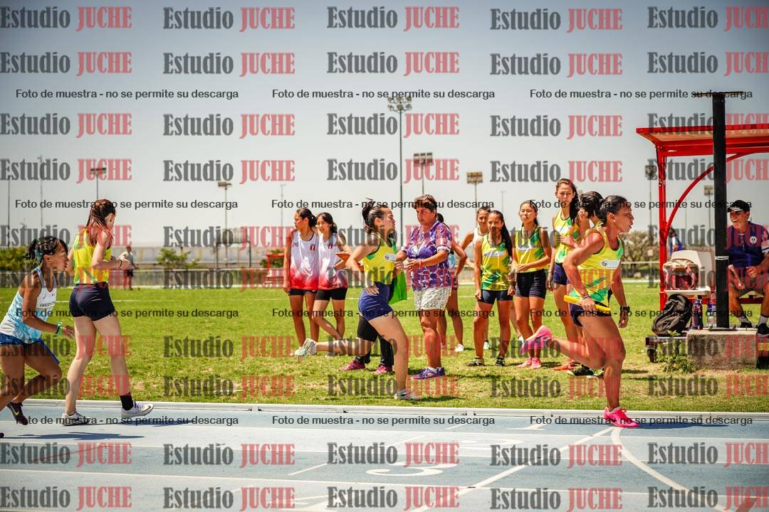 Fotos de las Postas 4x400mts de mujeres LIBRE - FINAL